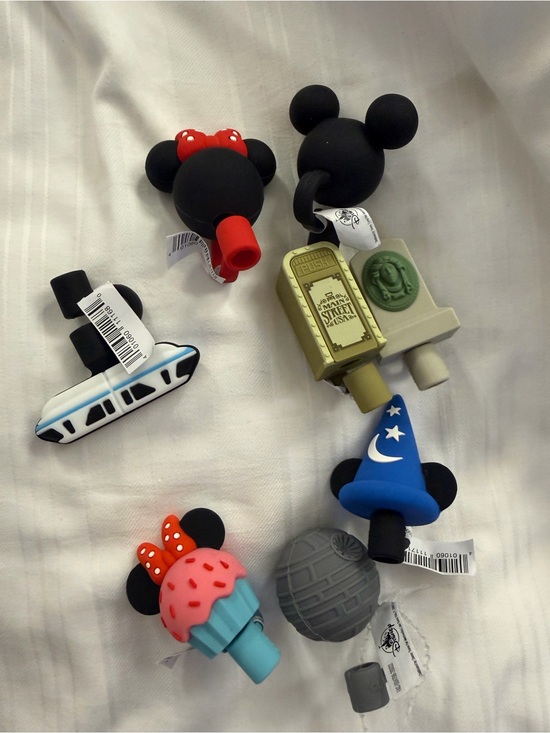 Disney Accessories - Disney parks straw topper set